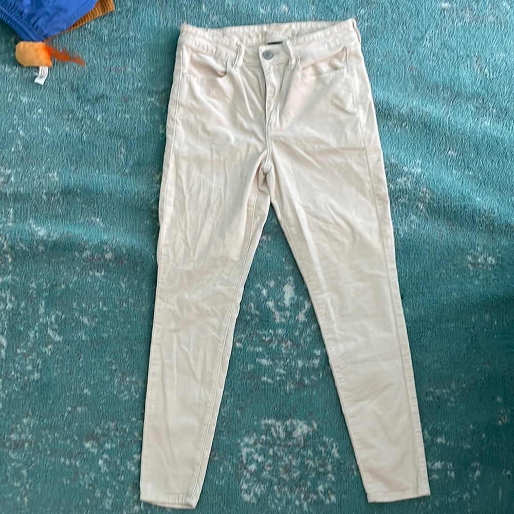 American eagle skinny style pants (short)